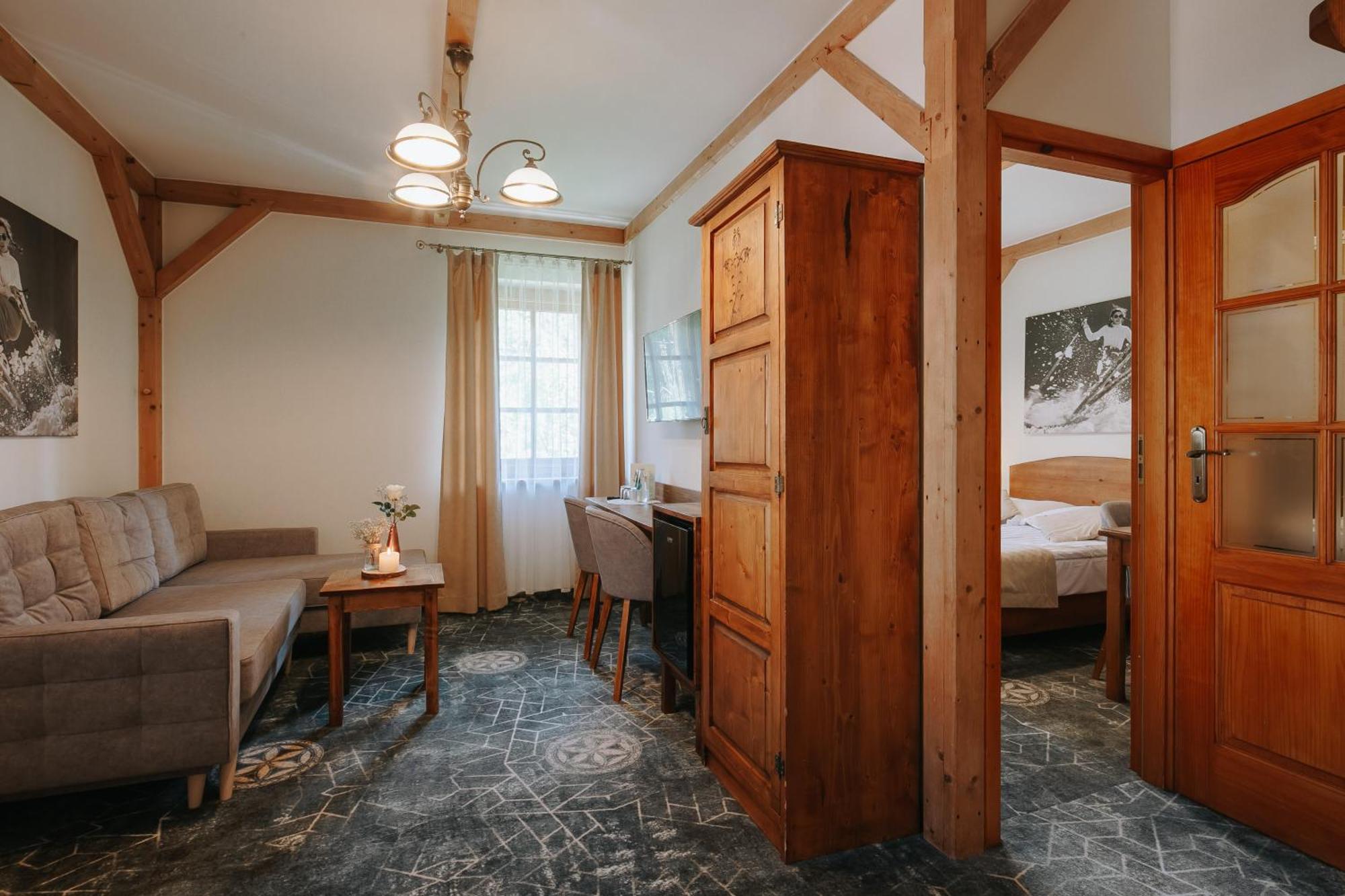 Goralski Gosciniec & Spa Poronin Dış mekan fotoğraf